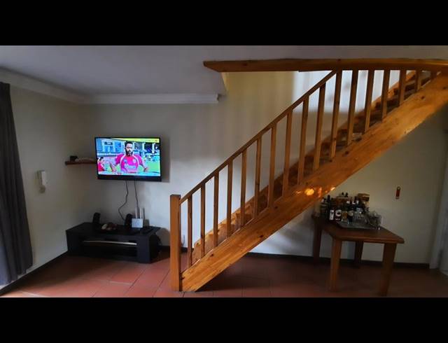 2 BEDROOM DUPLEX FOR SALE IN ERASMUSKLOOF